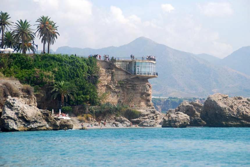 Apartamento Nerja Rio Marinas By The Sea Exterior foto